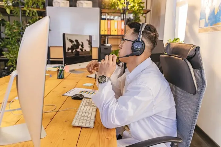 evo真人视讯科技：以后想在科技巨頭工作，你最好精通兩門學(xué)科